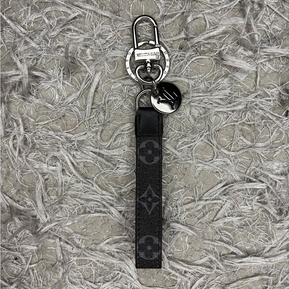 Louis Vuitton LV Black Monogram Eclipse Dragonne Key Chain